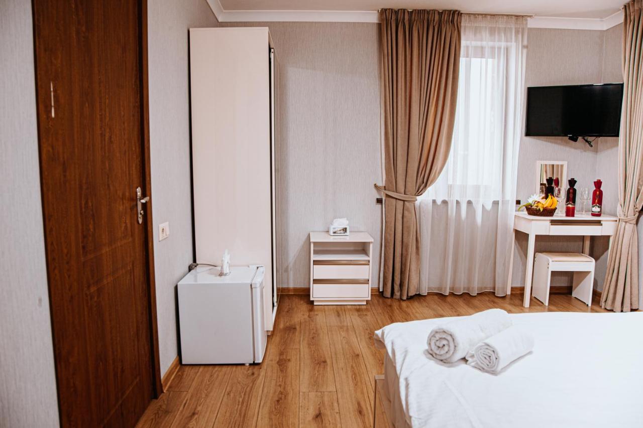 Hotel Sama Grand 3*