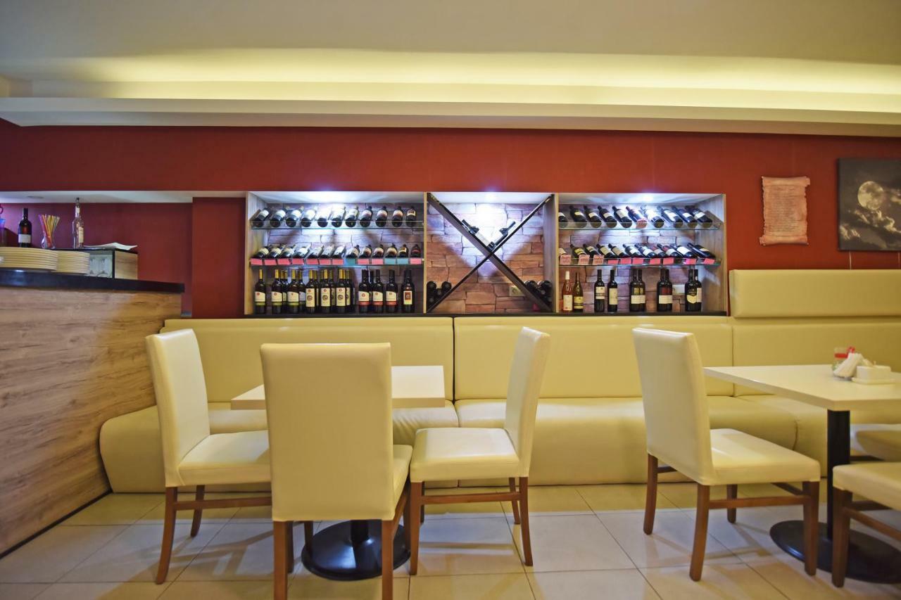 Hotel Sama Grand